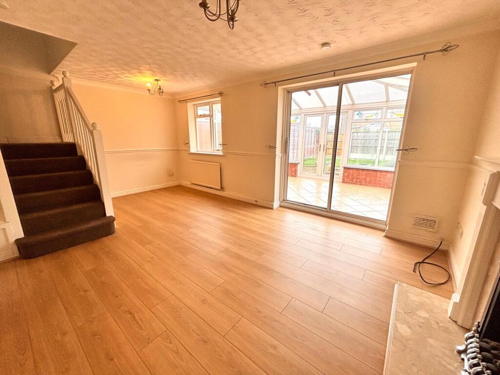 Glaisedale Grove, Willenhall, WV13 photo 3