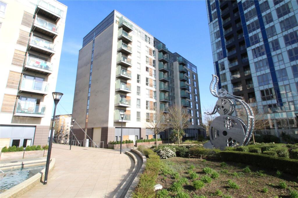 Main image of property: Moor End Lodge, Cotterells, Hemel Hempstead, Hertfordshire, HP1