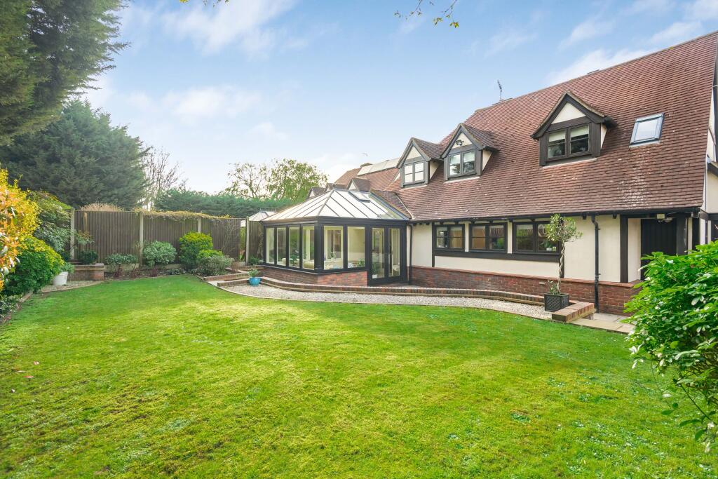 Grantchester Close, off Sudbury Court Drive, Harrow photo 2