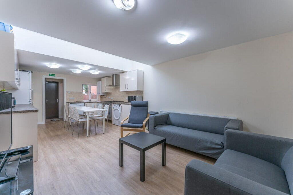 House in Birmingham, Bournbrook - View 2