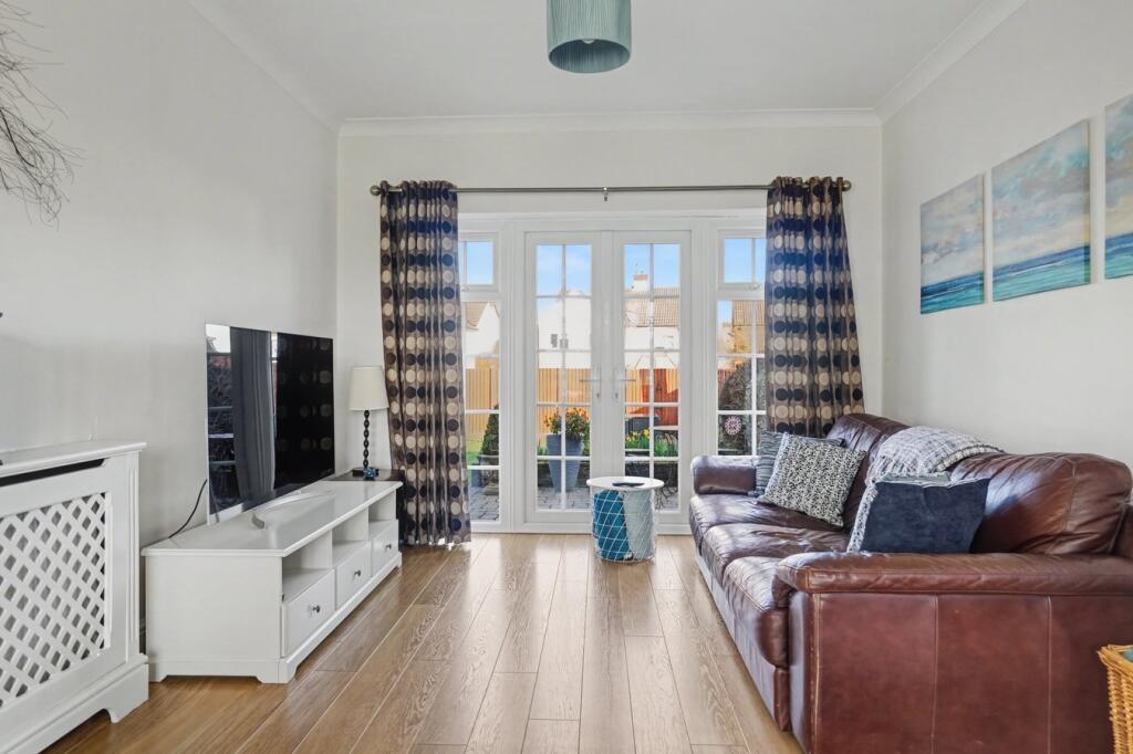 Britten Crescent, Great Baddow, Chelmsford, CM2 - More