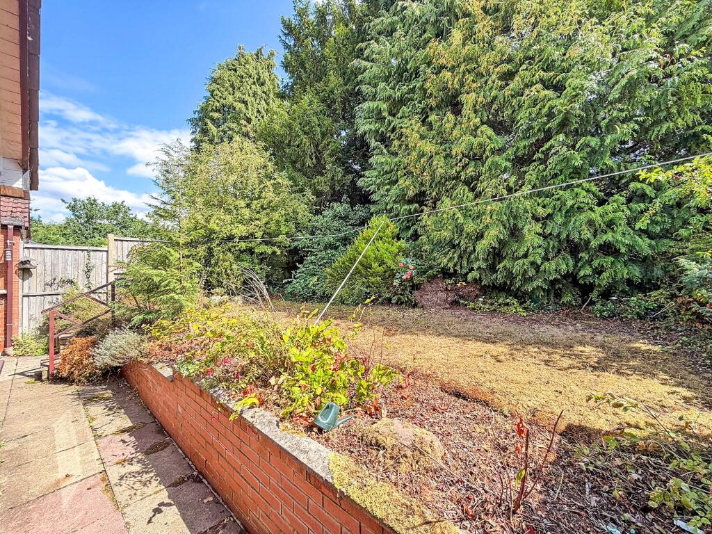 House in South Staffordshire, Brewood and Coven - View 5