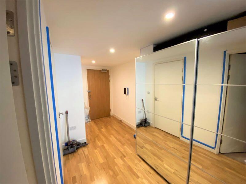 Main image of property: The Landmark, Canary Wharf E14