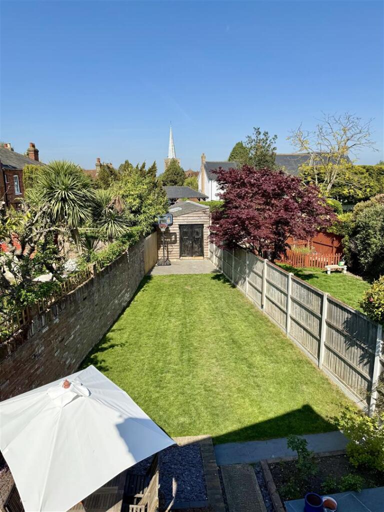 Baddow Place Avenue, Chelmsford photo 3