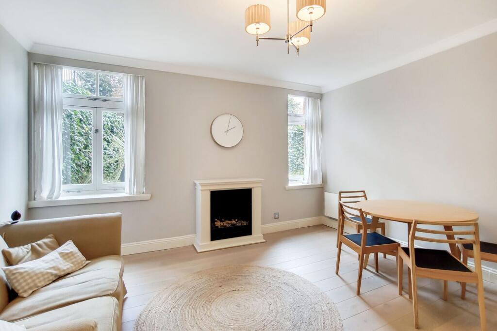 Apartment in London - More