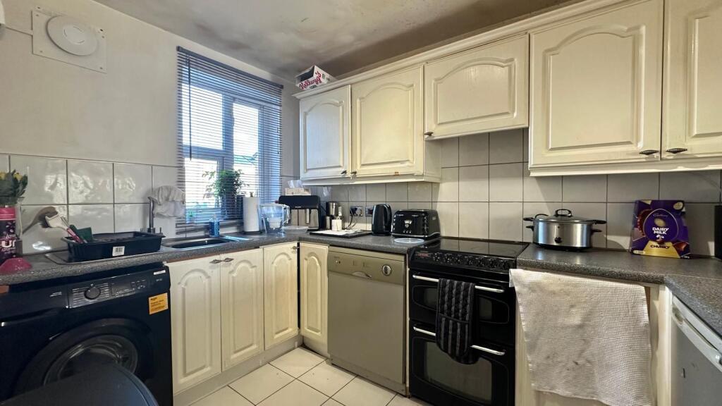 March Way, Ernsford Grange, Coventry, CV3 2QY - View 6