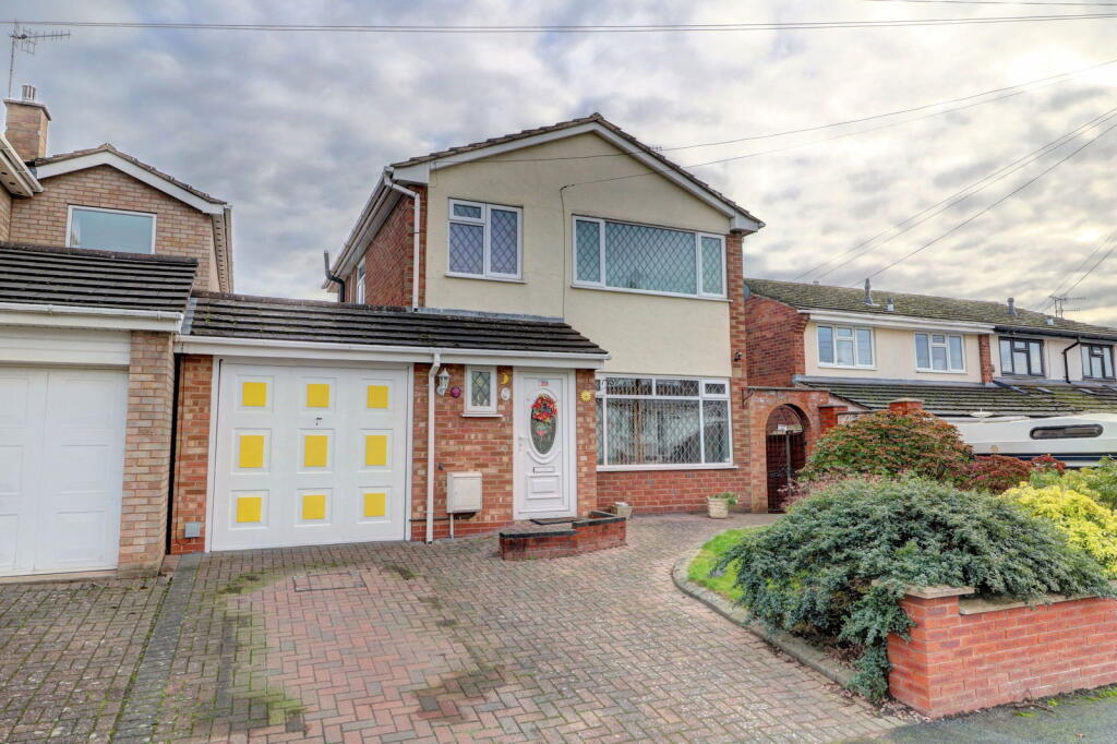 Main image of property: 57 Kilbury Drive, Worcester. WR5 2NG