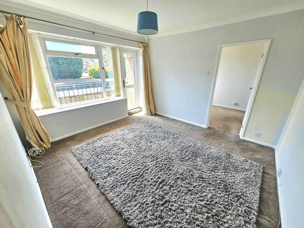 Apartment in Birmingham, Sutton Coldfield - View 3