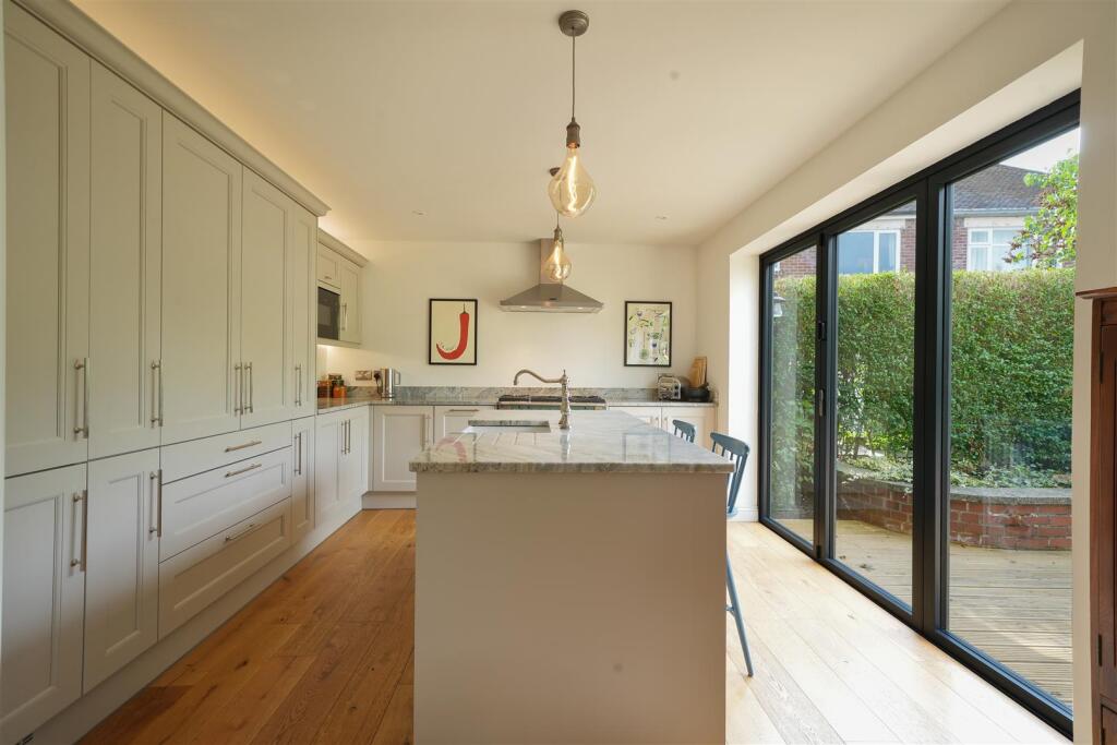 House in Sheffield, Totley Rise, Totley - View 3