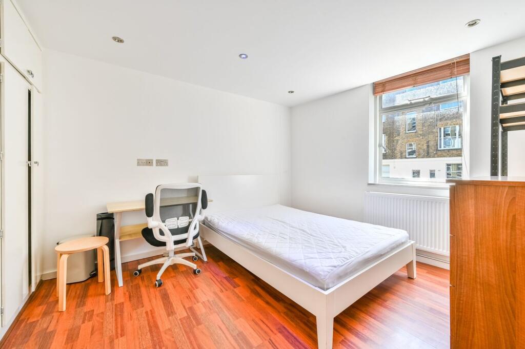 Apartment in London, Fitzrovia - View 4