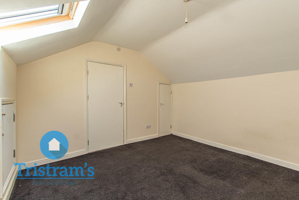 Apartment in Nottingham, Eastwood - More