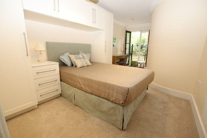 House in Christchurch, Purewell - View 5