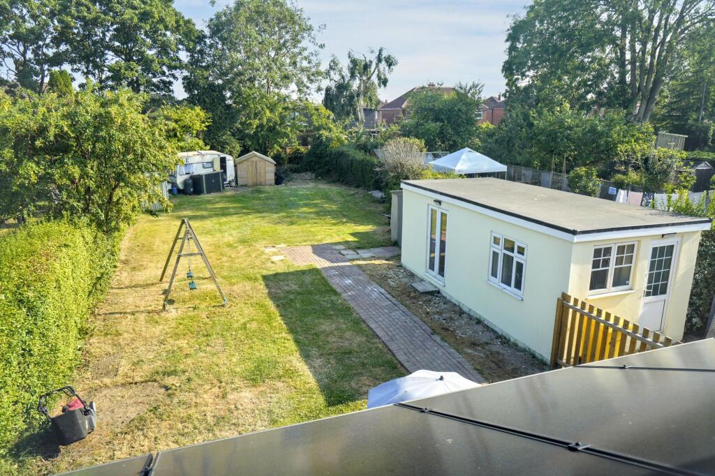 20, Milton Drive, Scholes, LS15 photo 4