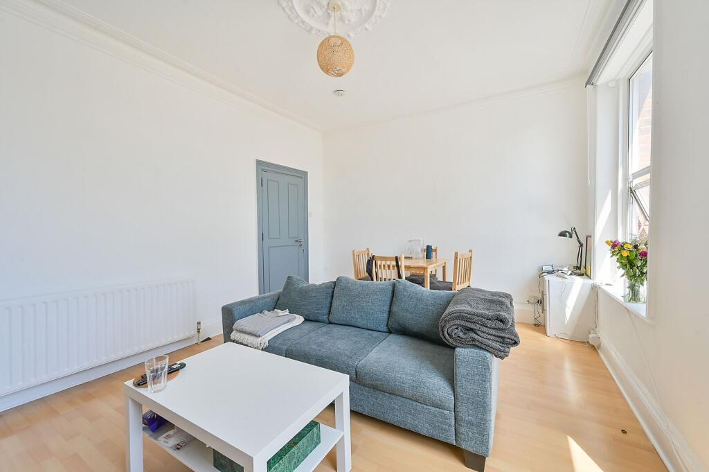 Apartment in London - View 2