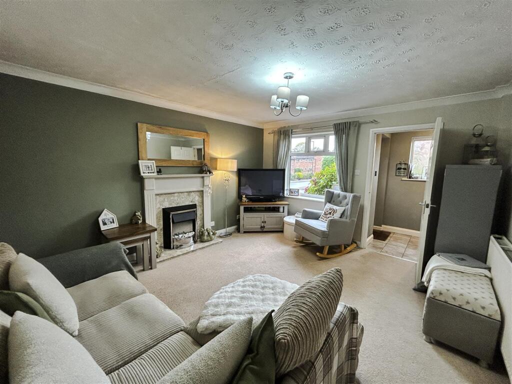 Boughton Drive, Swanwick, Alfreton photo 4