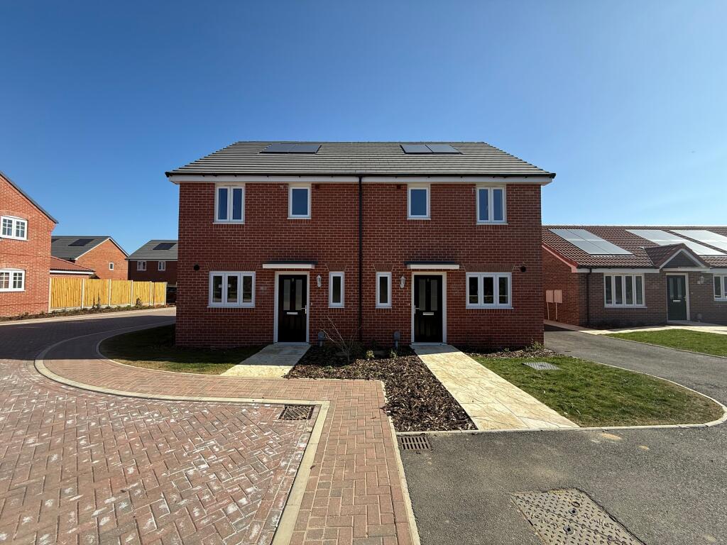 2-bed semi-detached on Proby Close, Castleton Grange, Eye, Suffolk, £108,000