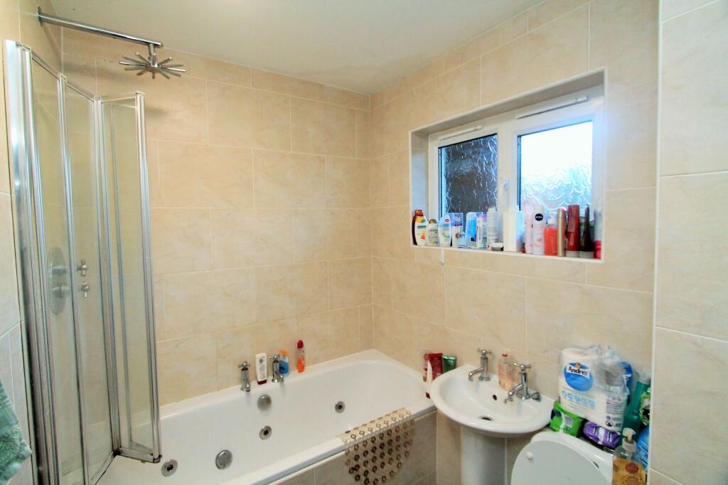 Additional image 6 of Pond Croft, Hatfield, AL10