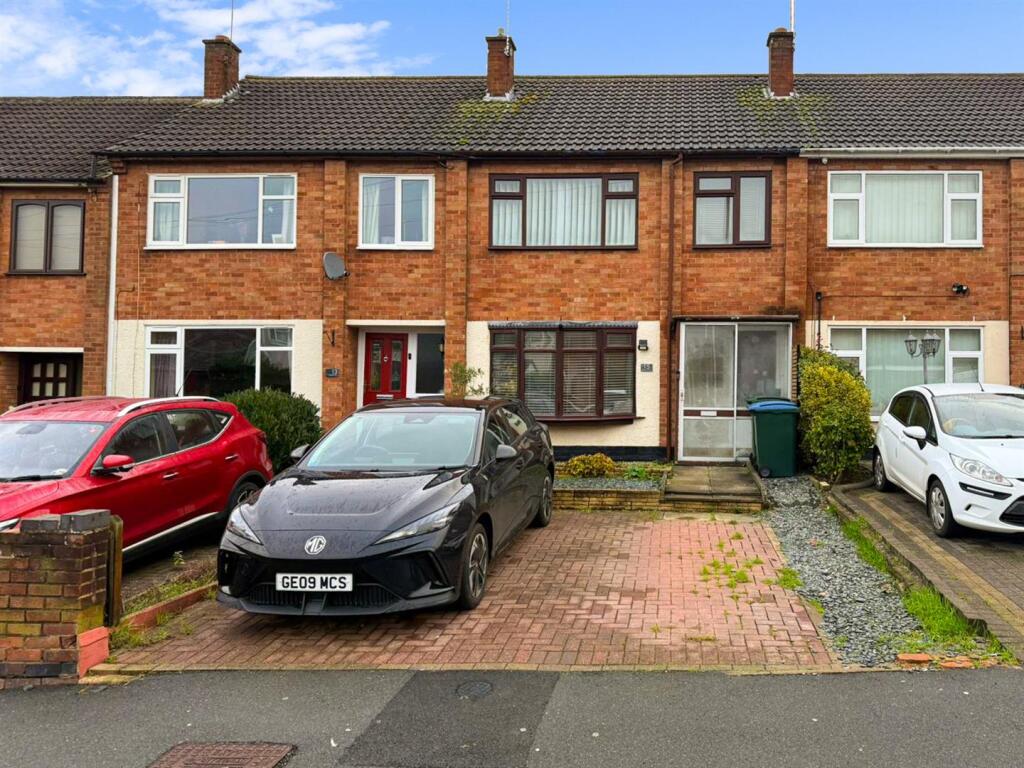 Main image of property: Oxendon Way, Binley, * OPEN PLAN KITCHEN DINING ROOM *Coventry