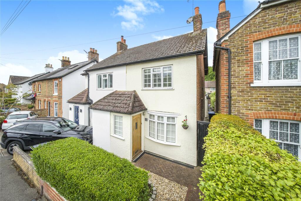 Main image of property: Chobham Road, Knaphill, Woking, GU21