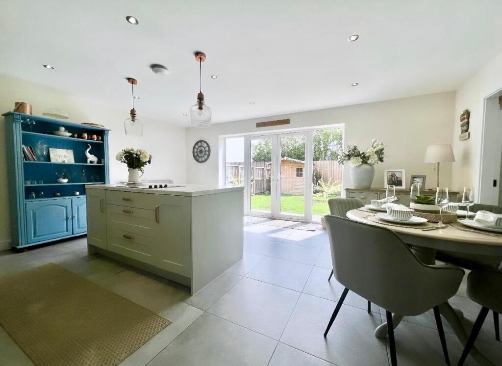 Avro Way, Blaxton, Doncaster, DN9 photo 2