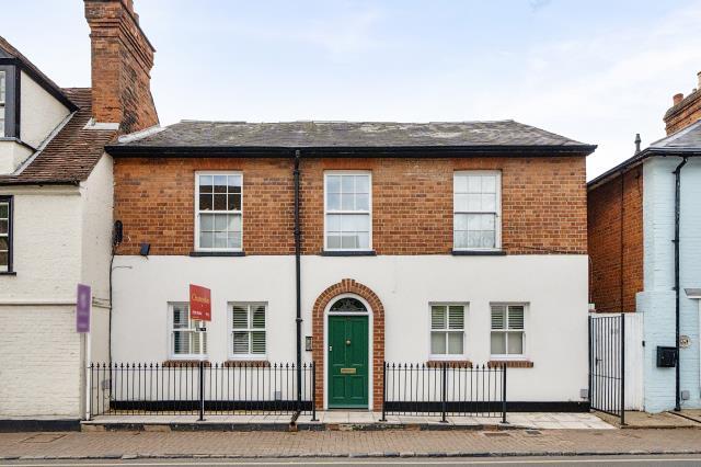 Main image of property: High Street, Reading
