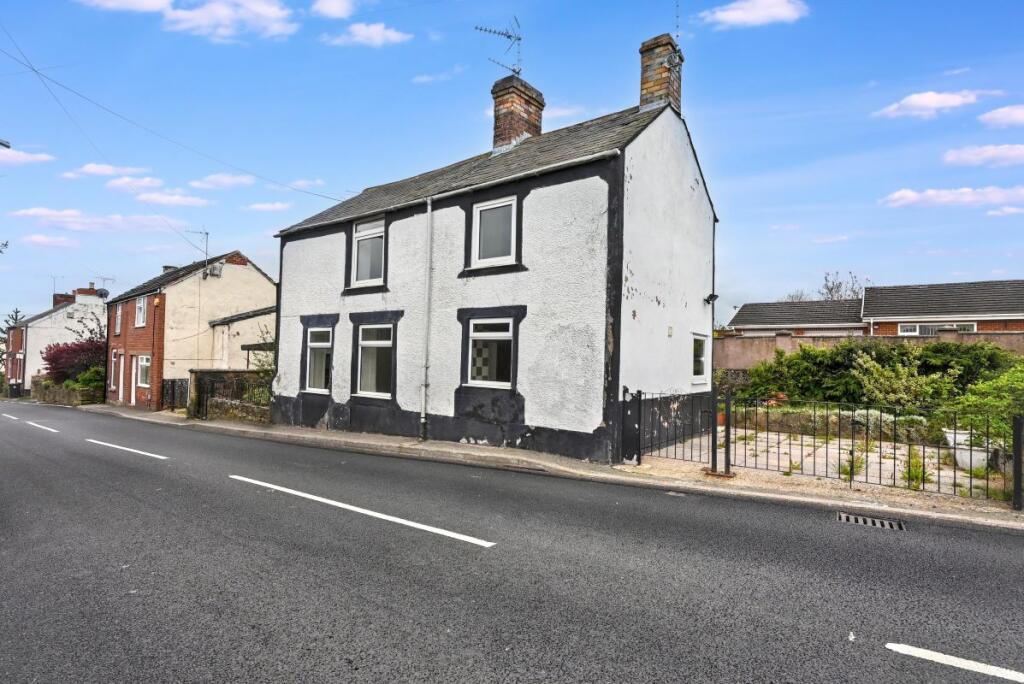 Main image of property: Jillians Cottage, 17 Stryt Issa, Pen-y-Cae, Wrexham, Clwyd, LL14 2PN