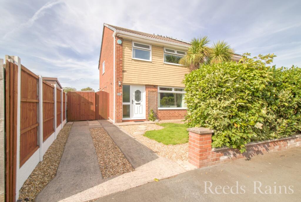 Main image of property: Hope Farm Road, Great Sutton, Ellesmere Port, Cheshire, CH66