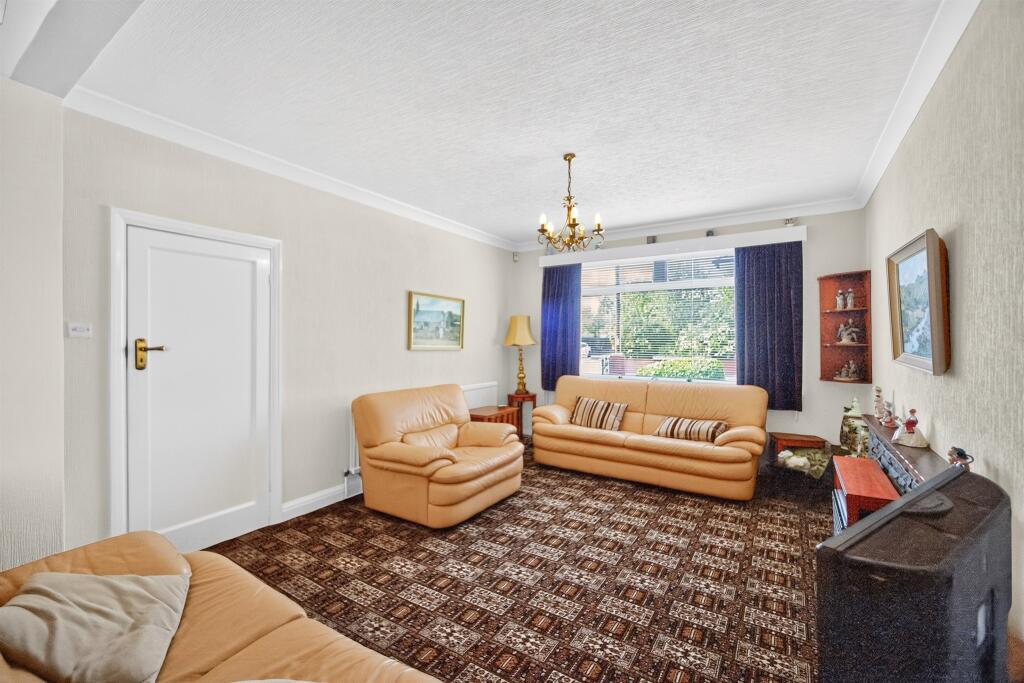 House in Cardiff, Rhiwbina - View 4