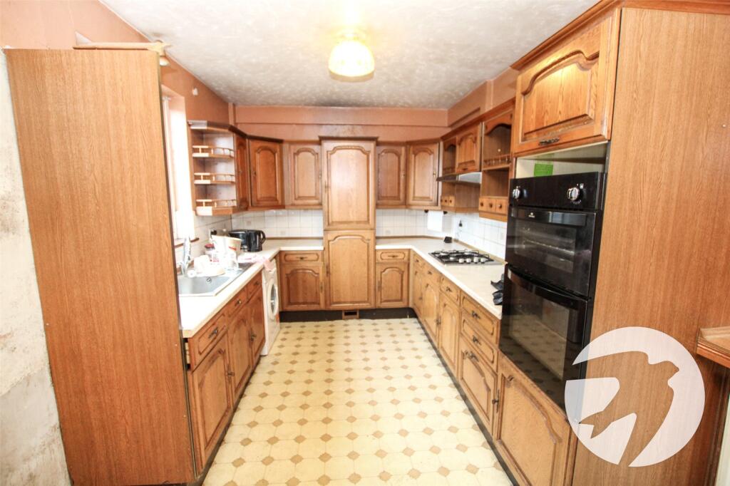Kenward Road, London, SE9 photo 3
