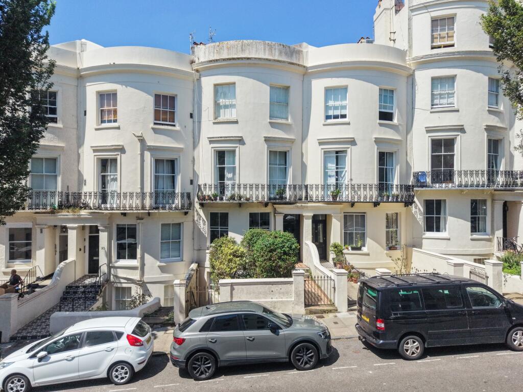 Main image of property: 87 Lansdowne Place, Hove, BN3