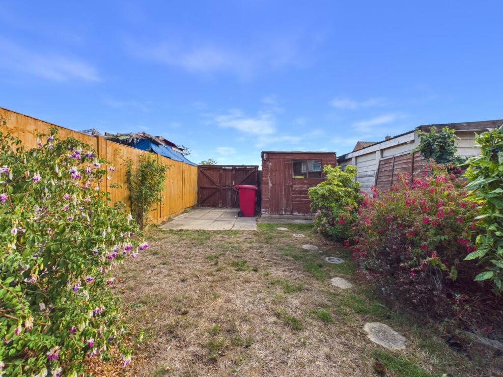 House in Slough - View 4