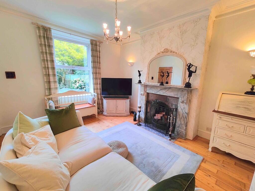 1 South Grove, Hove Edge, HD6 2PQ photo 3