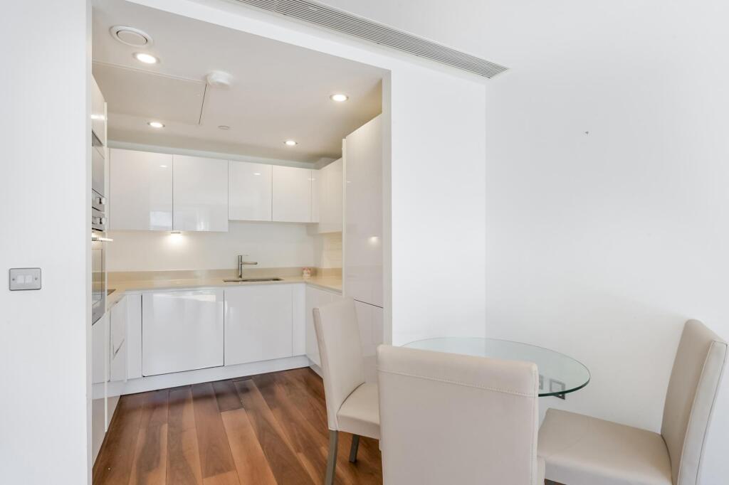 Apartment in London - View 4