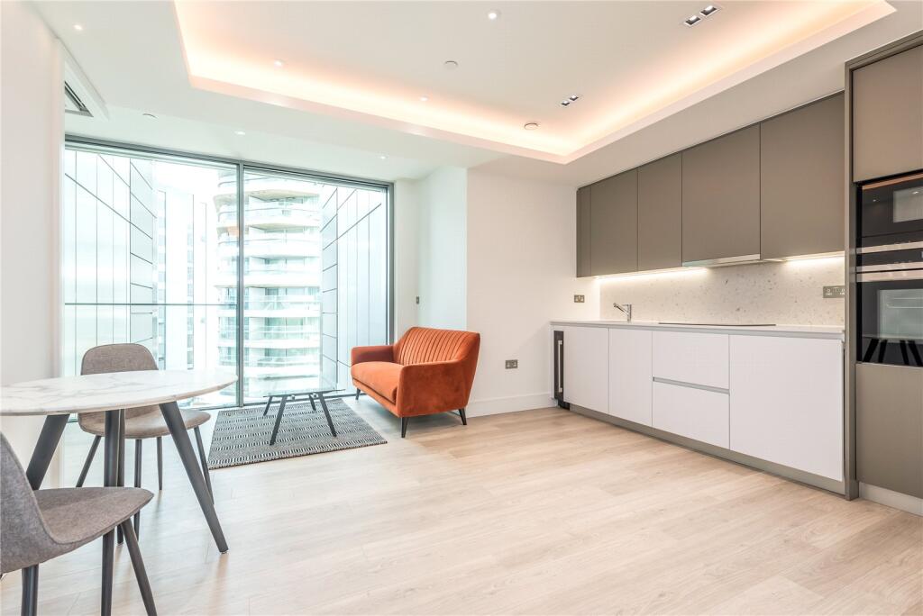 Main image of property: Carrara Tower, 1 Bollinder Place, London, EC1V