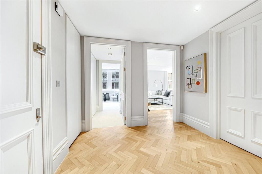 Apartment in London, South Kensington - View 5