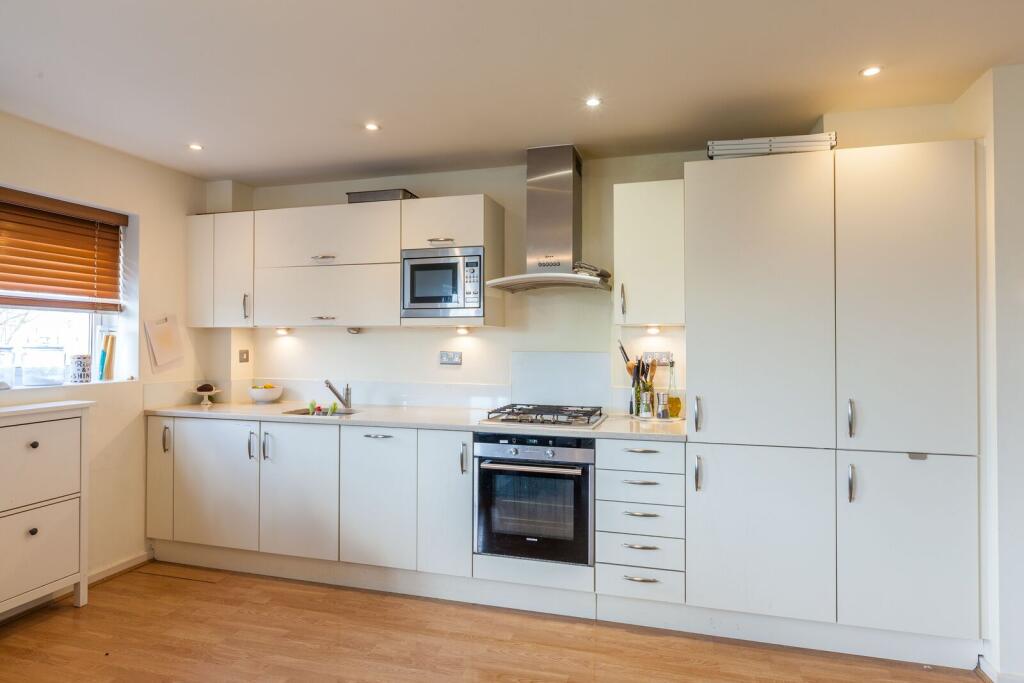 Apartment in London, Bethnal Green - View 4