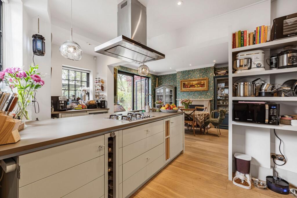 House in London, Mortlake - View 4