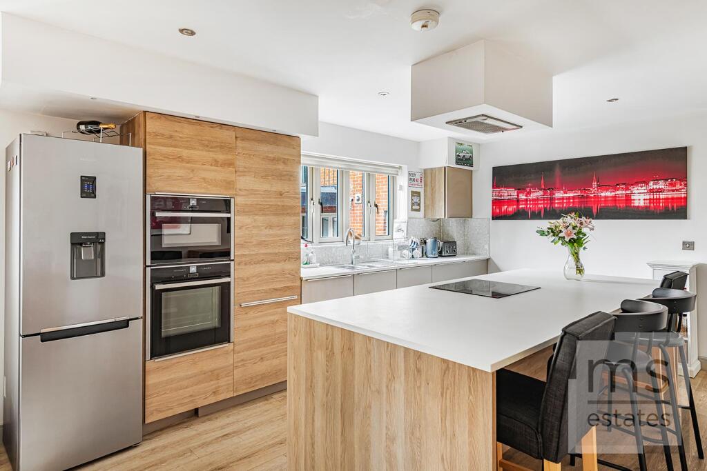 Main image of property: Park Edge, Barrack Lane, Nottingham