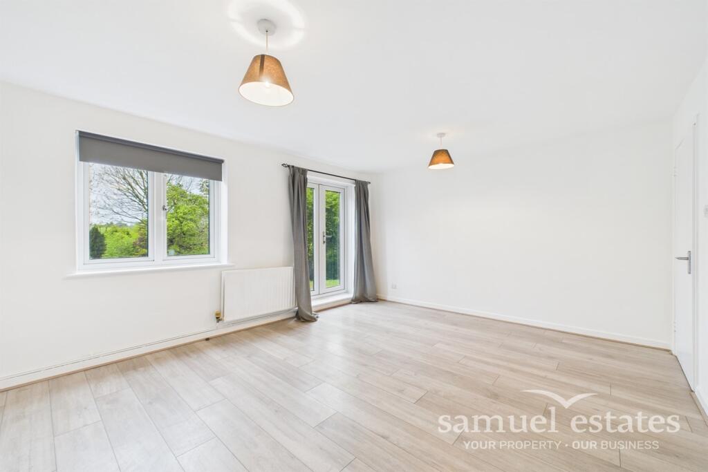 Main image of property: Central Hill, London, SE19