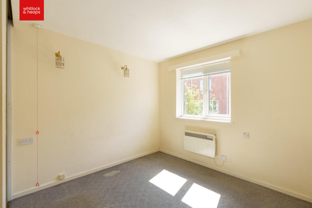 Apartment in Hove, Brighton and Hove - View 4