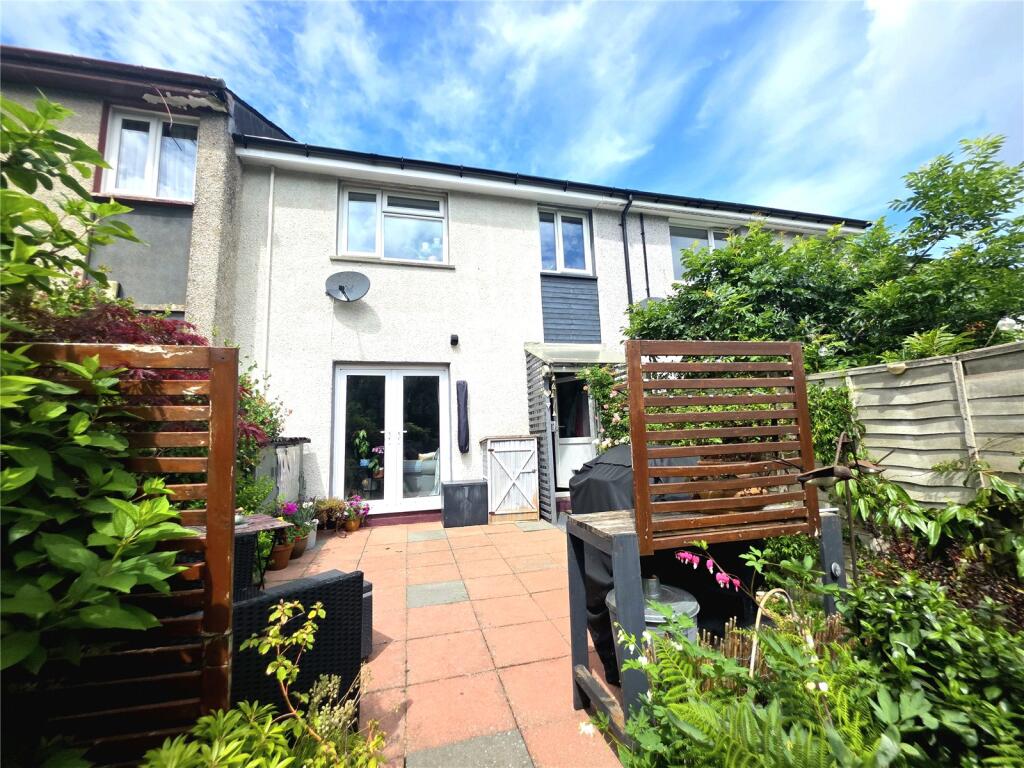 Main image of property: Bro Syr Ifor, Tregarth, Bangor, Gwynedd, LL57