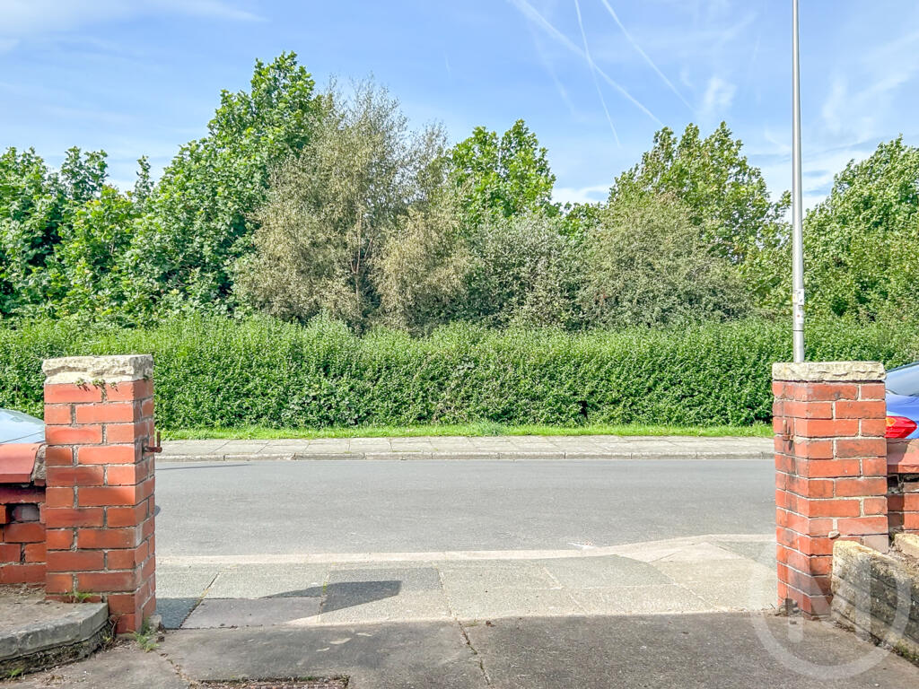 House in Blackpool, Layton - View 2