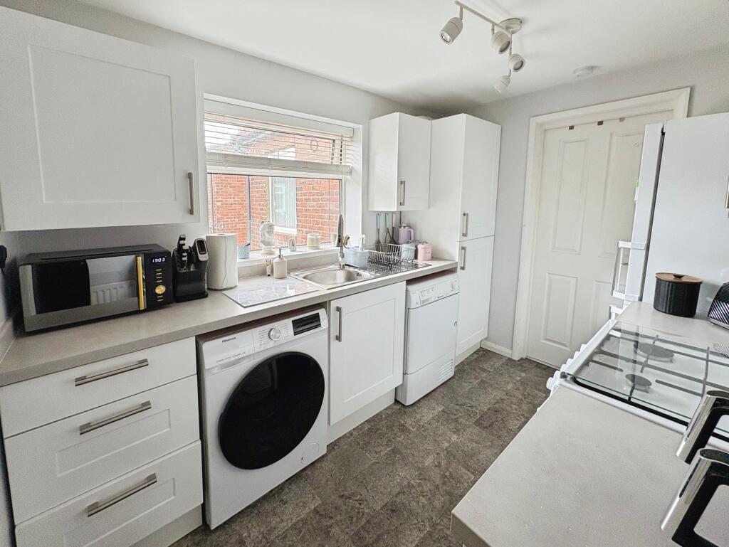 Ovington Grove, Fenham, Newcastle upon Tyne, NE5 photo 4