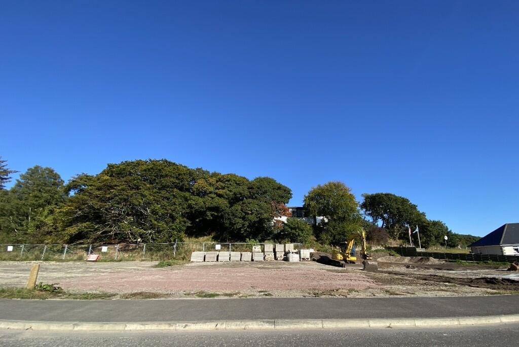 Main image of property: Large Plot, Croft Pedde Ct, Elizabeth Cr, Dornoch, Sutherland, IV25 3NT