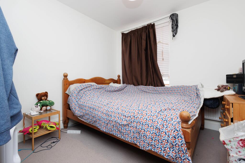 Additional image 5 of 70 Knyverton Road, Bournemouth, 