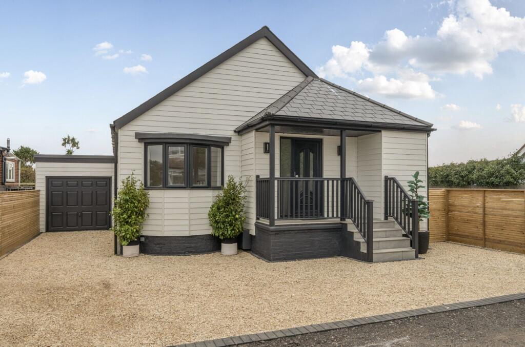 Main image of property: Park Road, Selsey, PO20