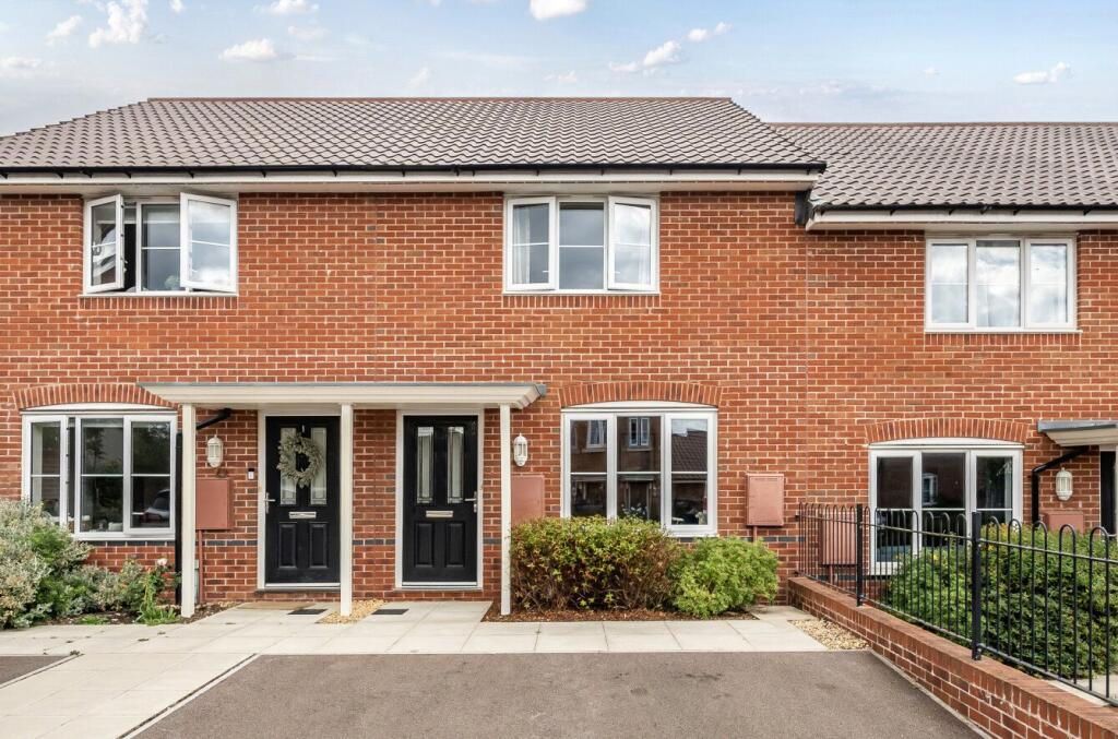 2-bed terraced on Thomas Tudor Way, Great Oldbury, Stonehouse, £270,000