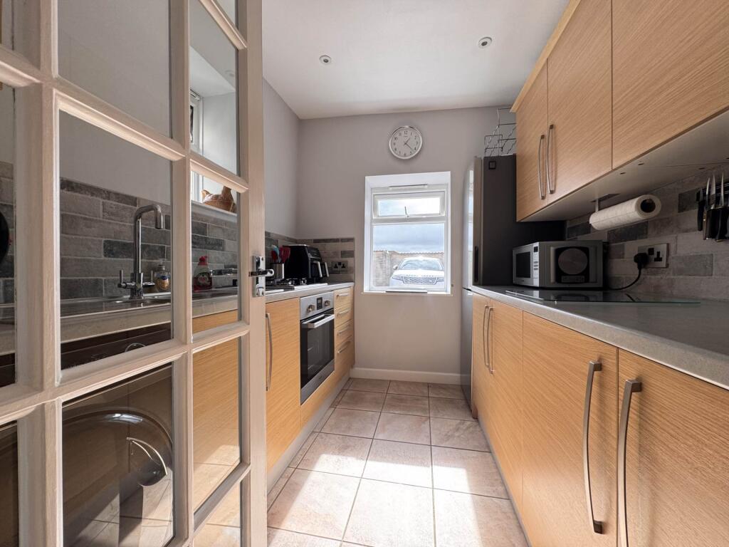 Apartment in Exeter - View 4