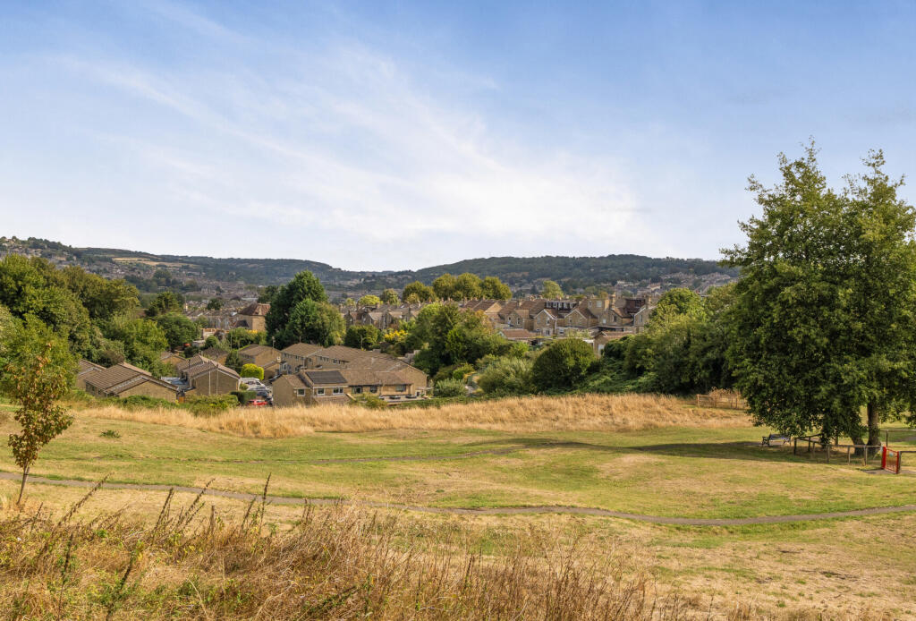 House in Bath - View 3