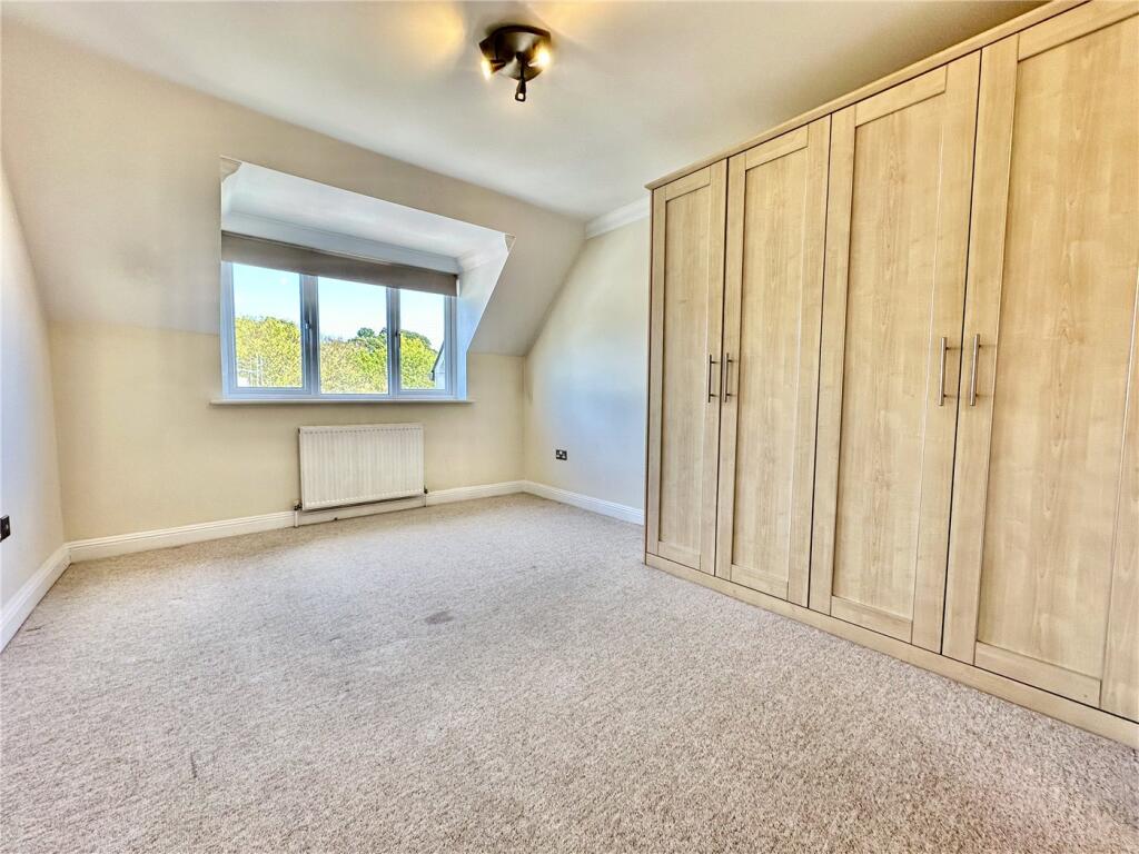 Apartment in Bournemouth - More